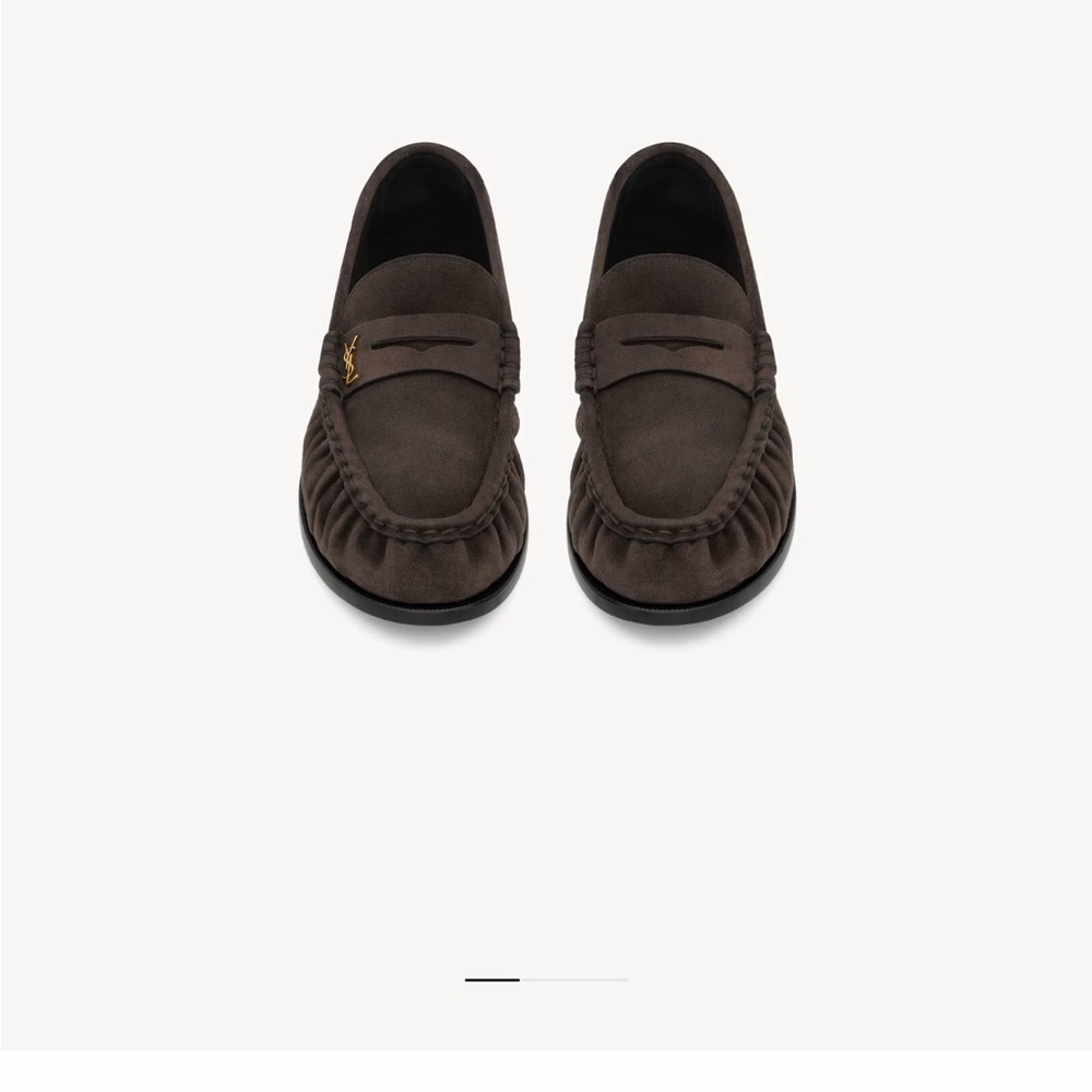 Saint Laurent Le Loafer supple in chocolate brown suede